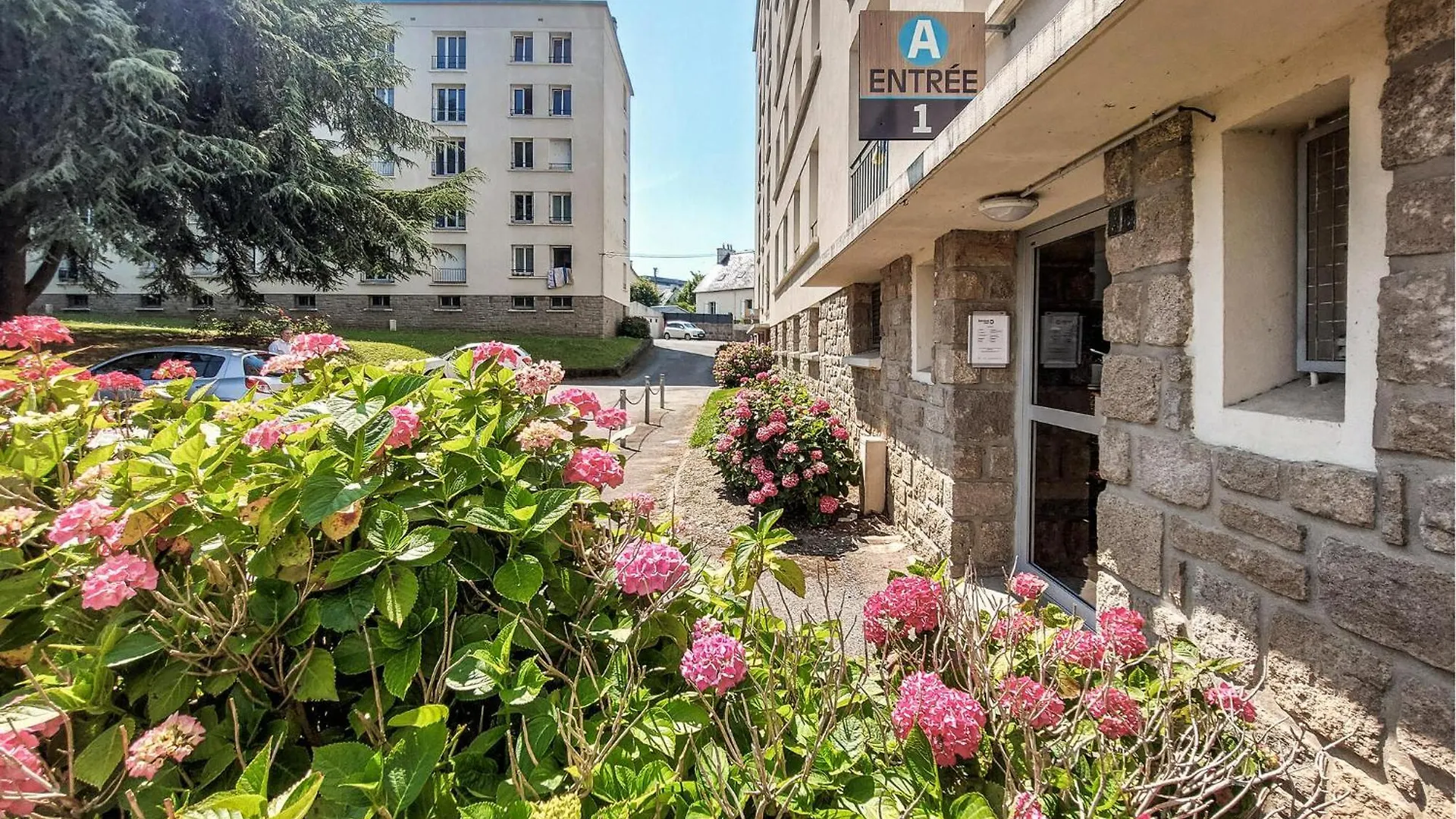 Cozy Apartment In Morlaix With Wifi 0*,  Frankrig